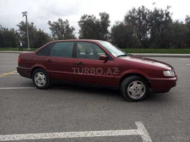 Volkswagen Passat 1994, 250,000 km - 2.0 l - Bakı