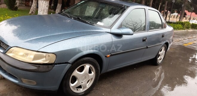 Opel Vectra 1998, 300,000 km - 2.0 l - Bakı