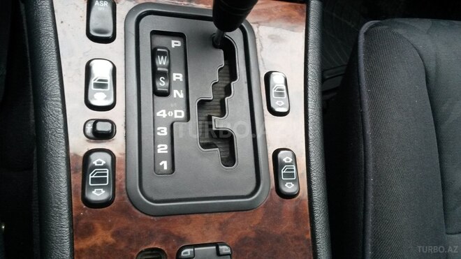 Mercedes E 200 1998, 240,000 km - 2.0 л - Bakı