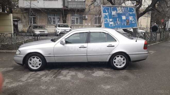 Mercedes C 220 1994, 340,000 km - 2.2 l - Bakı