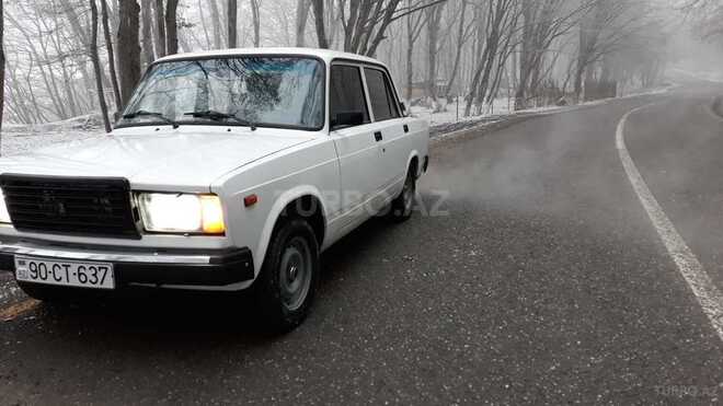 LADA (VAZ) 2107 2008, 157,000 km - 1.6 l - Quba