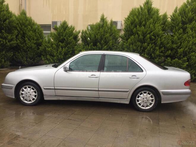 Mercedes E 240 2000, 269,000 km - 2.6 l - Bakı