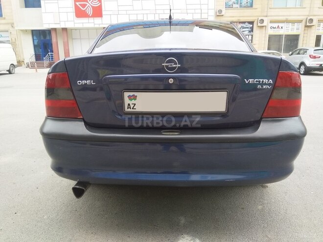 Opel Vectra 1996, 325,000 km - 1.8 l - Bakı