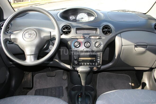 Toyota Vitz 2003, 188,600 km - 1.3 l - Bakı