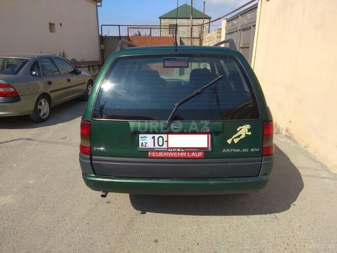 Opel Astra 1995, 301,000 km - 1.6 l - Bakı
