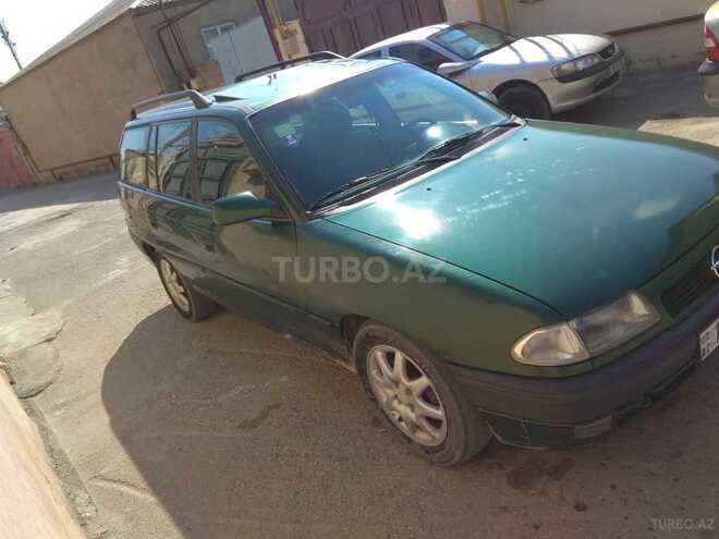 Opel Astra 1995, 301,000 km - 1.6 l - Bakı