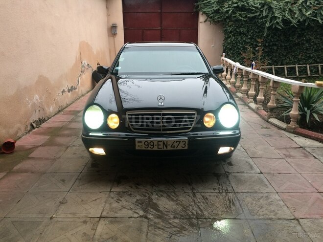 Mercedes E 270 2001, 374,000 km - 2.7 l - Gəncə