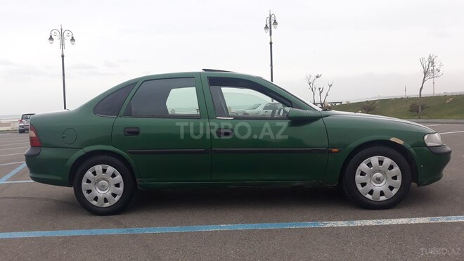Opel Vectra 1995, 307,777 km - 1.6 l - Sumqayıt