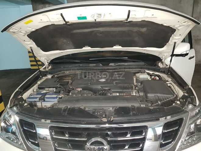 Nissan Patrol 2011, 164,000 km - 5.6 l - Bakı
