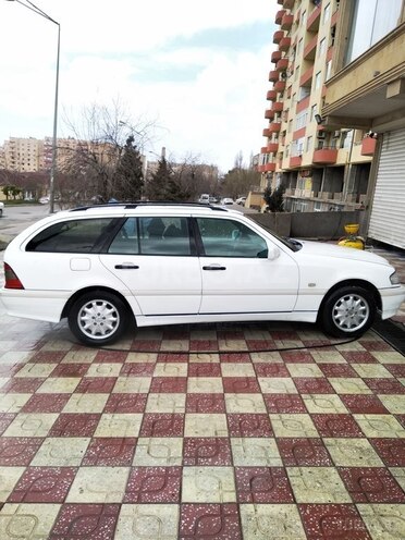 Mercedes C 220 1999, 491,000 km - 2.2 l - Bakı
