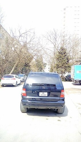 Mercedes ML 320 2001, 174,000 km - 3.2 l - Bakı