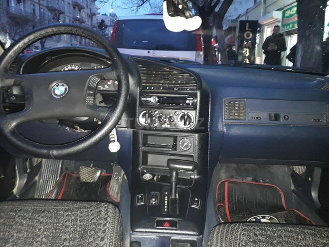 BMW 320 1991, 450,000 km - 2.0 l - Bakı