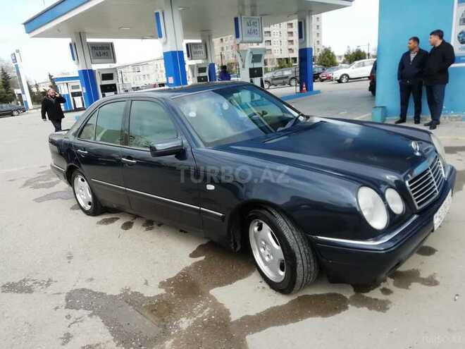 Mercedes E 230 1996, 264,000 km - 2.3 l - Sumqayıt