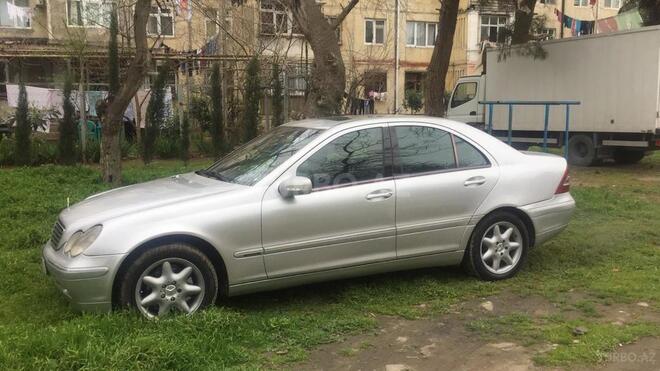 Mercedes C 220 2000, 248,000 km - 2.2 l - Bakı