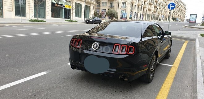 Ford Mustang 2013, 72,000 km - 3.7 л - Bakı