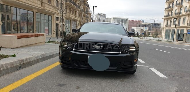 Ford Mustang 2013, 72,000 km - 3.7 л - Bakı