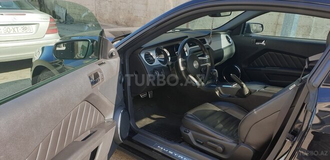Ford Mustang 2013, 72,000 km - 3.7 л - Bakı