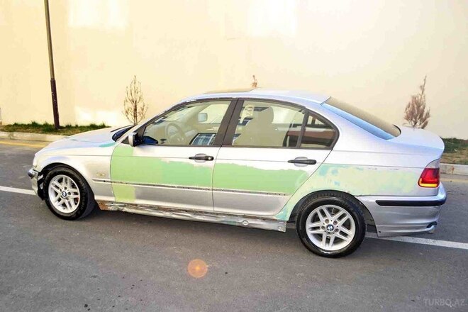 BMW 318 1999, 256,000 km - 1.9 l - Bakı