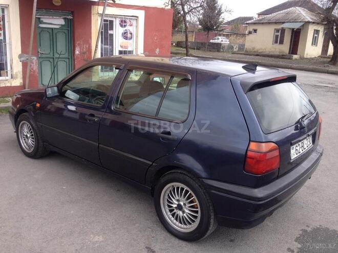 Volkswagen Golf 1993, 270,000 km - 2.0 л - Zaqatala