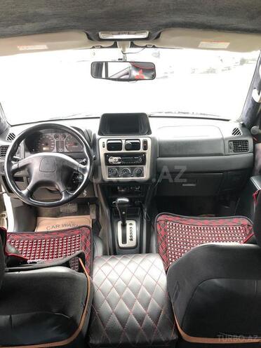 Mitsubishi Pajero io 2001, 270,000 km - 2.0 л - Bakı