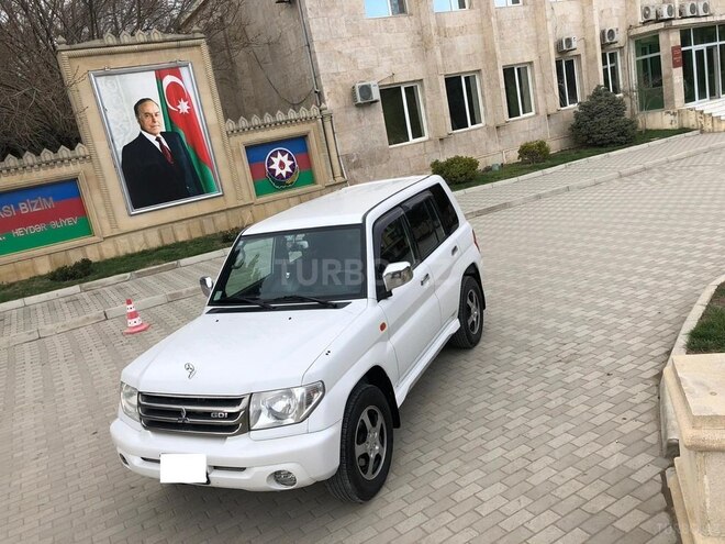 Mitsubishi Pajero io 2001, 270,000 km - 2.0 л - Bakı