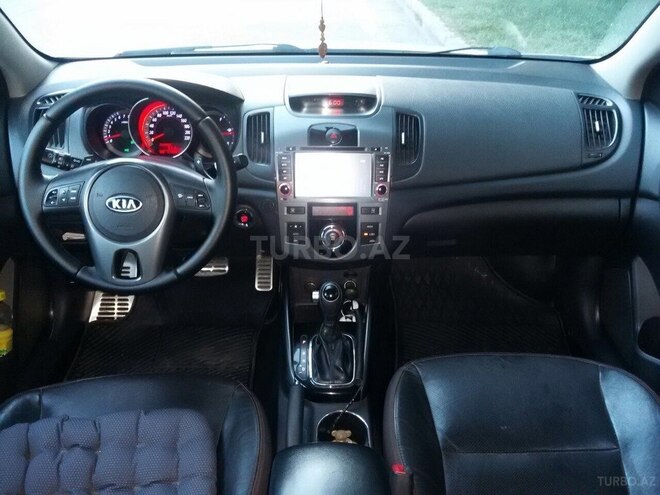 Kia Cerato 2010, 187,000 km - 2.0 л - Bakı
