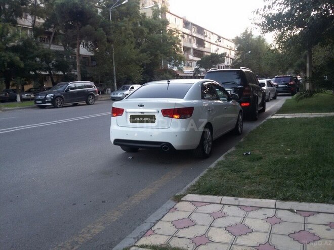 Kia Cerato 2010, 187,000 km - 2.0 л - Bakı