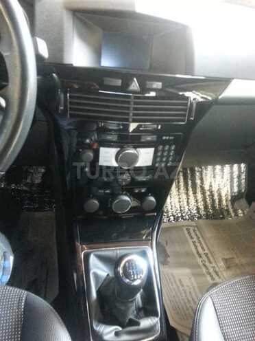 Opel Astra 2008, 178,000 km - 1.9 l - Bakı