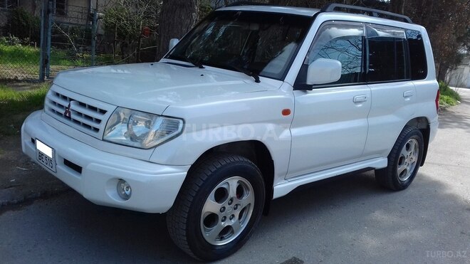 Mitsubishi Pajero io 1999, 250,000 km - 1.8 l - Bakı