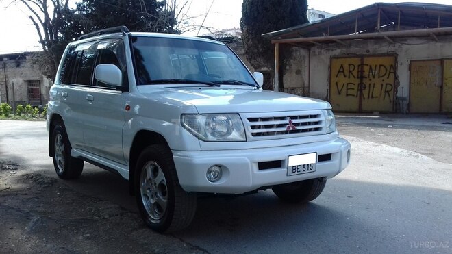Mitsubishi Pajero io 1999, 250,000 km - 1.8 l - Bakı