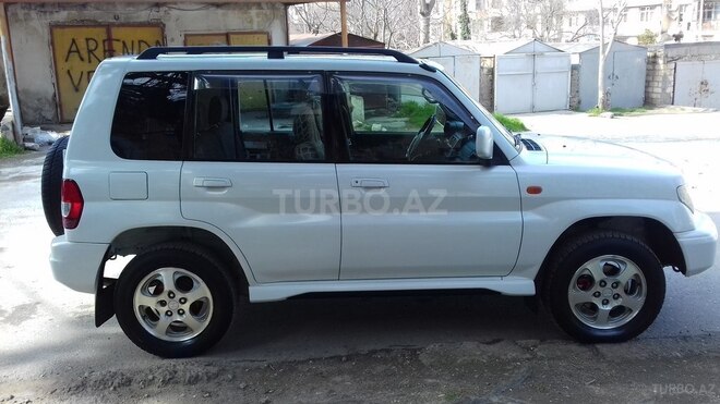 Mitsubishi Pajero io 1999, 250,000 km - 1.8 l - Bakı