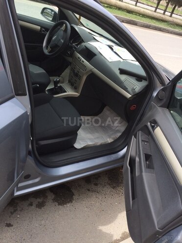 Opel Astra 2007, 135,000 km - 1.4 l - Bakı