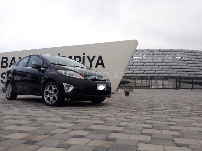 Ford Fiesta 2011, 204,000 km - 1.6 л - Bakı