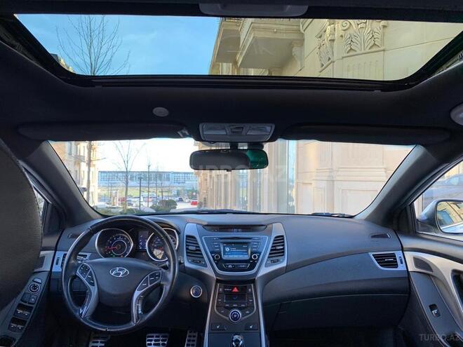 Hyundai Elantra 2015, 140,000 km - 1.8 л - Bakı