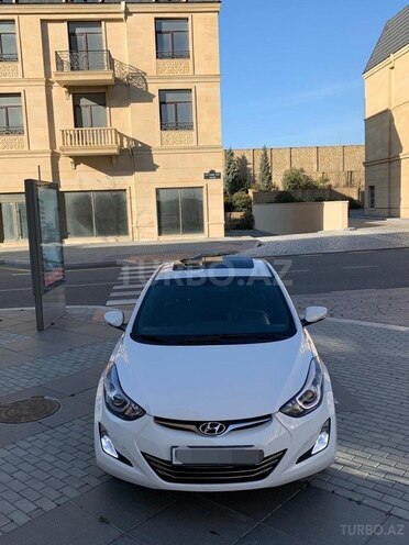Hyundai Elantra 2015, 140,000 km - 1.8 л - Bakı