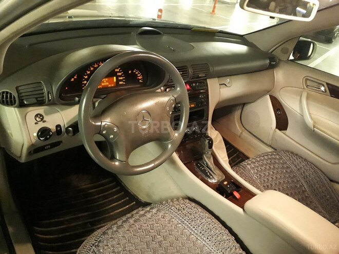 Mercedes C 200 2001, 305,000 km - 2.0 l - Bakı