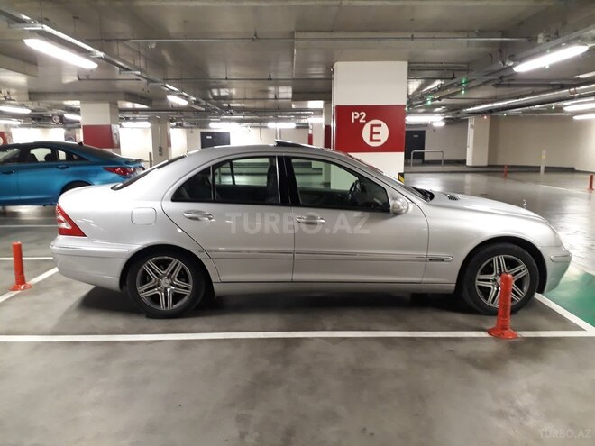 Mercedes C 200 2001, 305,000 km - 2.0 l - Bakı