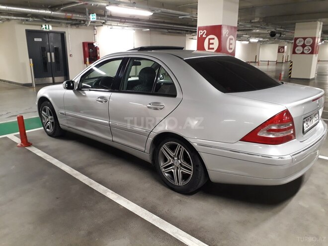 Mercedes C 200 2001, 305,000 km - 2.0 l - Bakı