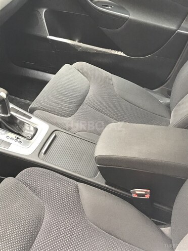 Volkswagen Passat 2010, 90 km - 0.2 l - Bakı