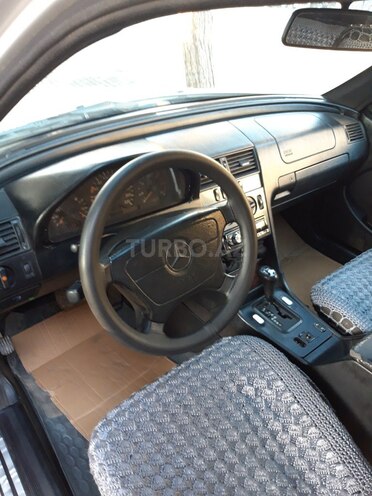 Mercedes C 220 1998, 354,000 km - 2.2 l - Bakı