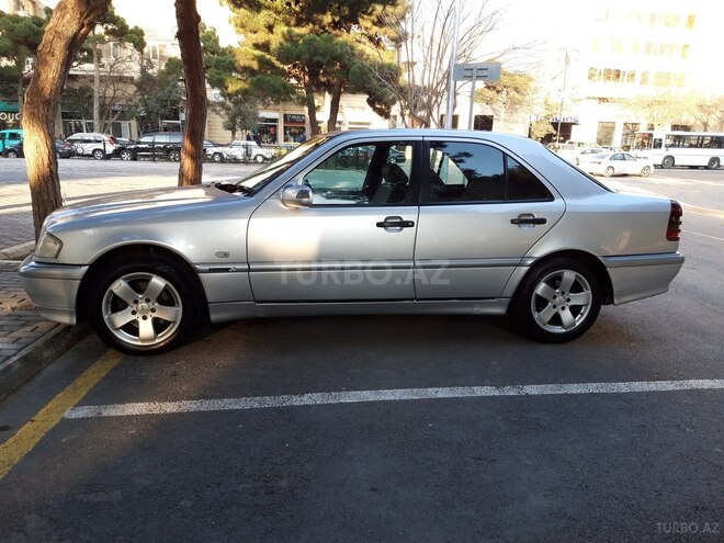 Mercedes C 220 1998, 354,000 km - 2.2 l - Bakı