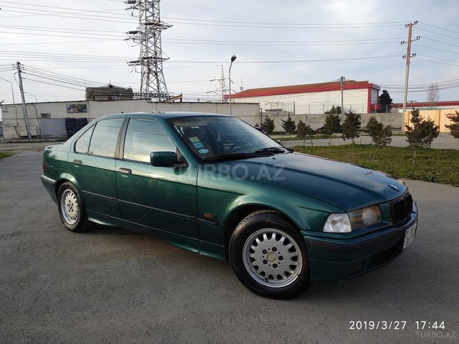 BMW 318 1995, 123,456 km - 1.8 л - Sumqayıt