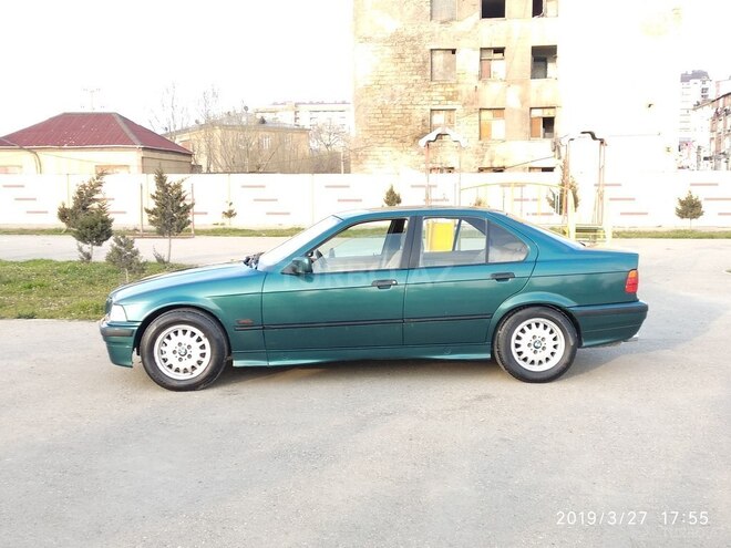 BMW 318 1995, 123,456 km - 1.8 л - Sumqayıt