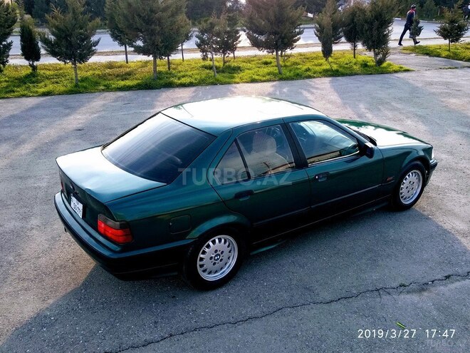BMW 318 1995, 123,456 km - 1.8 л - Sumqayıt