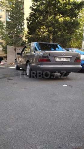 Mercedes E 220 1995, 490,000 km - 2.2 l - Bakı