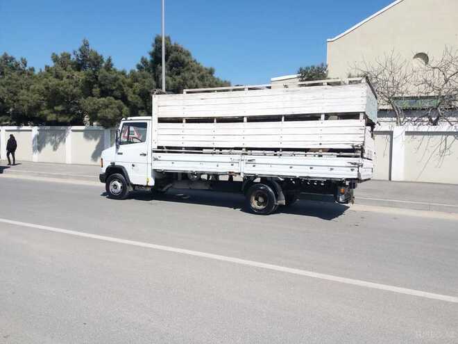 Mercedes 711 D 1994, 241,041 km - 4.0 l - Bakı