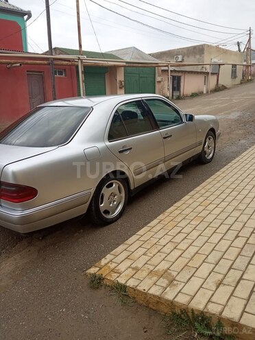 Mercedes E 290 1996, 305,000 km - 2.9 l - Bakı