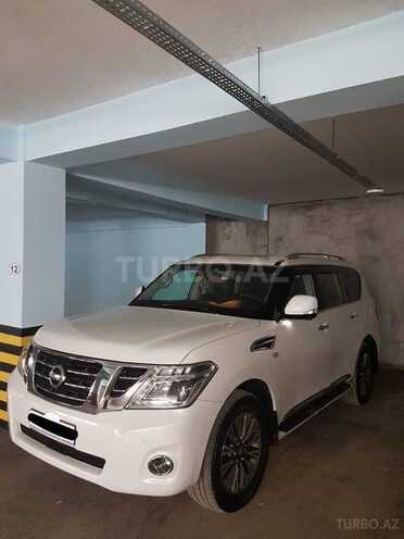 Nissan Patrol 2011, 164,000 km - 5.6 l - Bakı