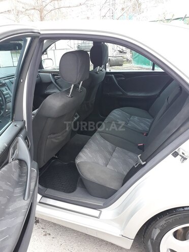 Mercedes E 240 2000, 223,000 km - 2.4 l - Bakı