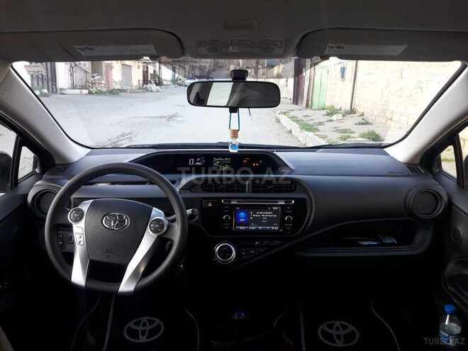 Toyota Prius 2016, 50,000 km - 1.5 л - Bakı